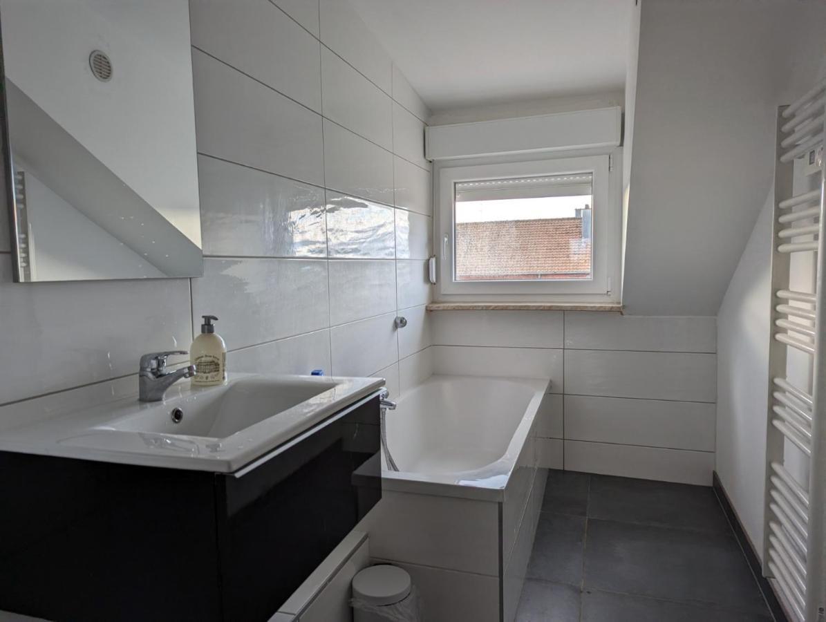 Le Vauban - Appartement 2 Chambres, Salon, Cuisine Equipee, Parking Et Wifi Gratuit Mülhausen Exterior foto